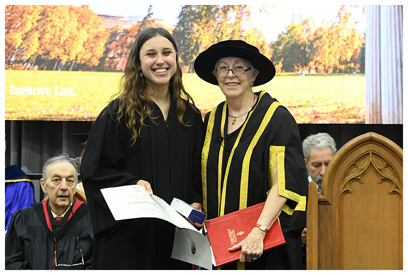 Lia Formenti (left) receiving Governor General's Silver Medal at 2019 Convocation