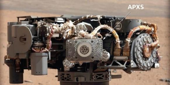 Picture of the APXS instrument on the robotic arm of Curiosity.